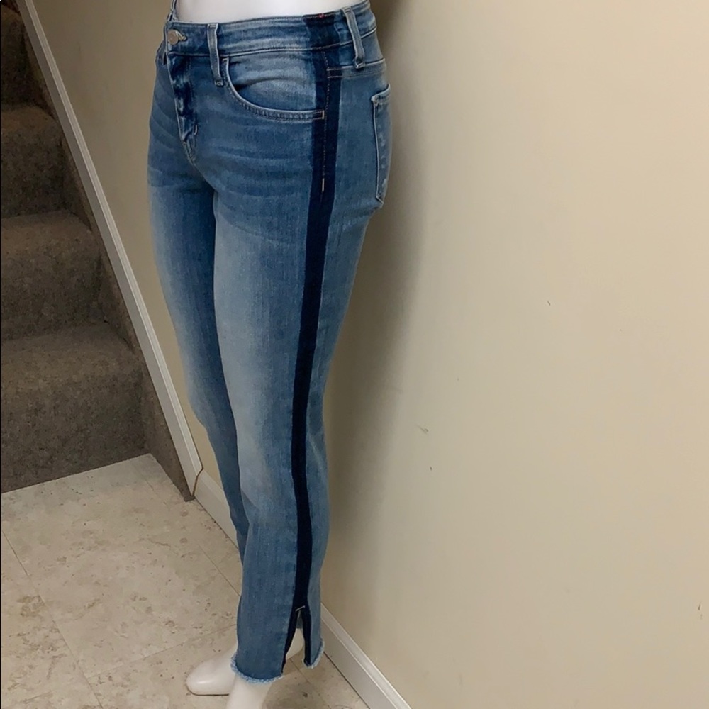 Jeans - Picture 2 of 3